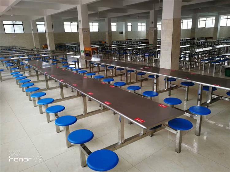 河南新乡学校学生餐厅餐桌椅4人8人位连体餐桌