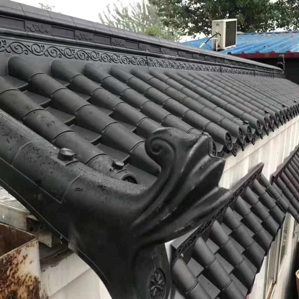 仿古瓦的优势是有多种规格,可以用于室内屋檐装饰,室外门头,马头墙茂