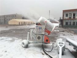 小型人工造雪機(jī)報價 一臺多臺造雪機(jī)