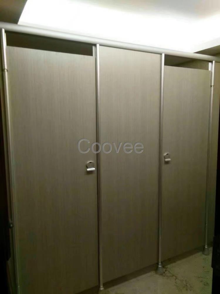 河南批發學校衛生間隔斷一代抗倍特板防水淋浴間隔斷