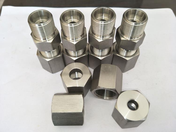 304不锈钢卡套接头a广西液压卡套接头a不锈钢油管卡套接头