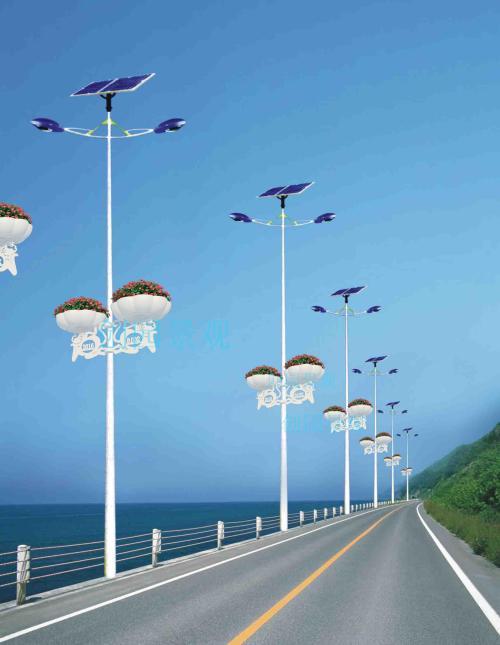 四川灯杆高杆太阳能灯杆