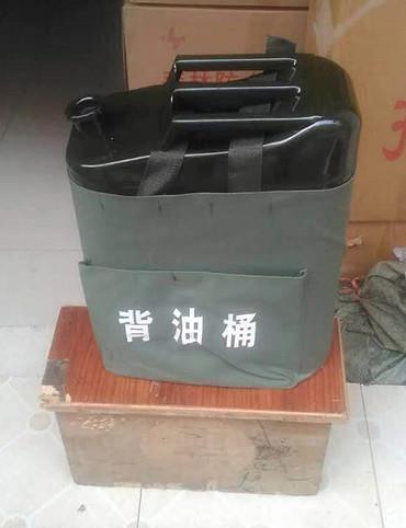 潤林背油桶 背水桶 背負(fù)式加油器 便攜式金屬桶 大容積油桶