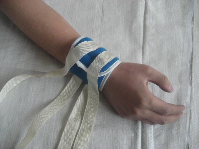 鼎中公司生产销售各种四肢约束带约束手套精神病人固定带